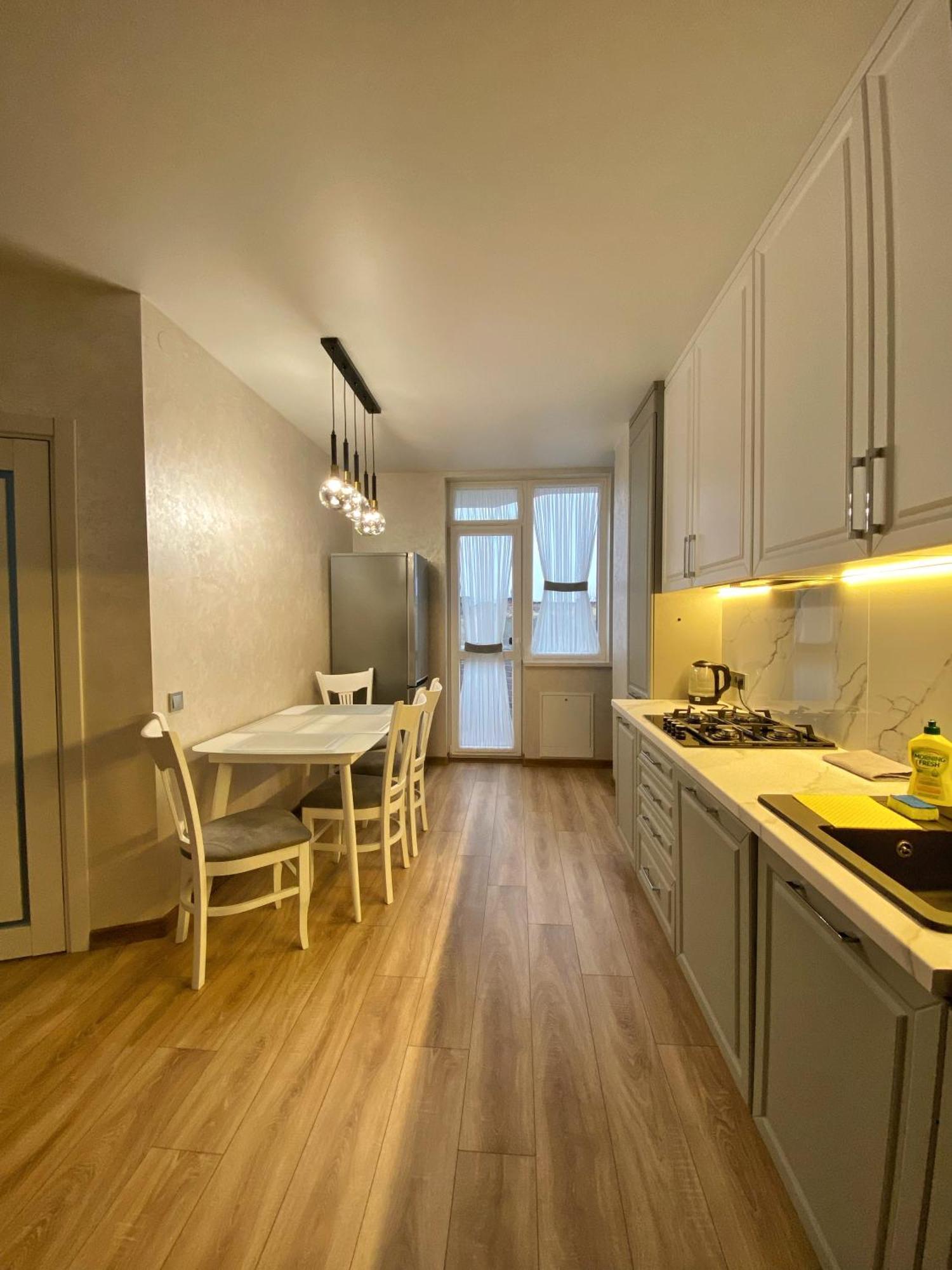Appartement Apatrment In Khmelnytsky Street Natasha à Lviv Extérieur photo